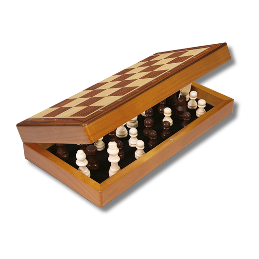 Wooden Chess – Compact Edition